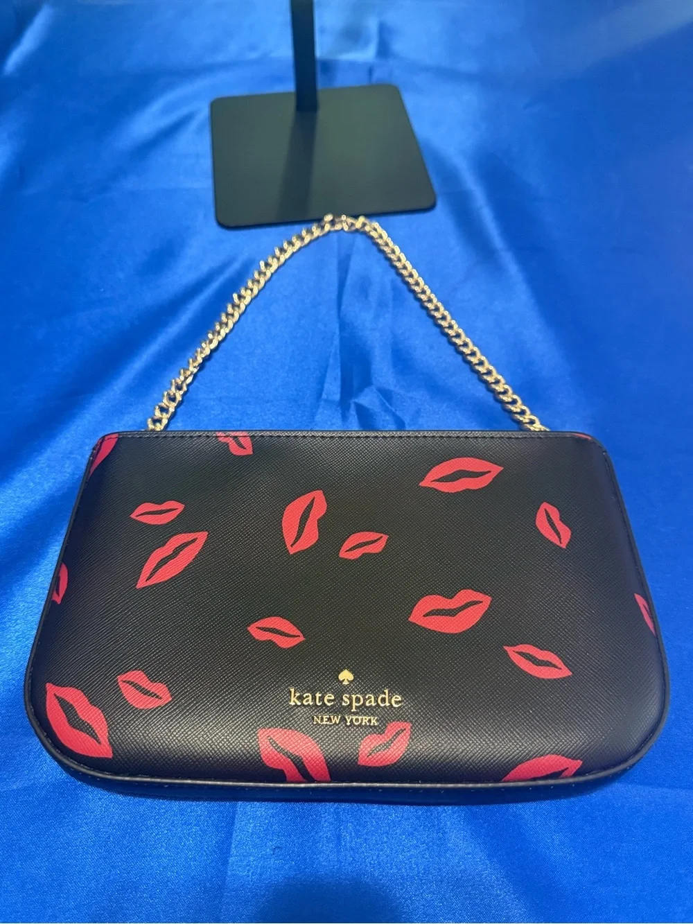 Kate Spade Madison Lip Pochette Shoulder Bag with Gold Shoulder Strap